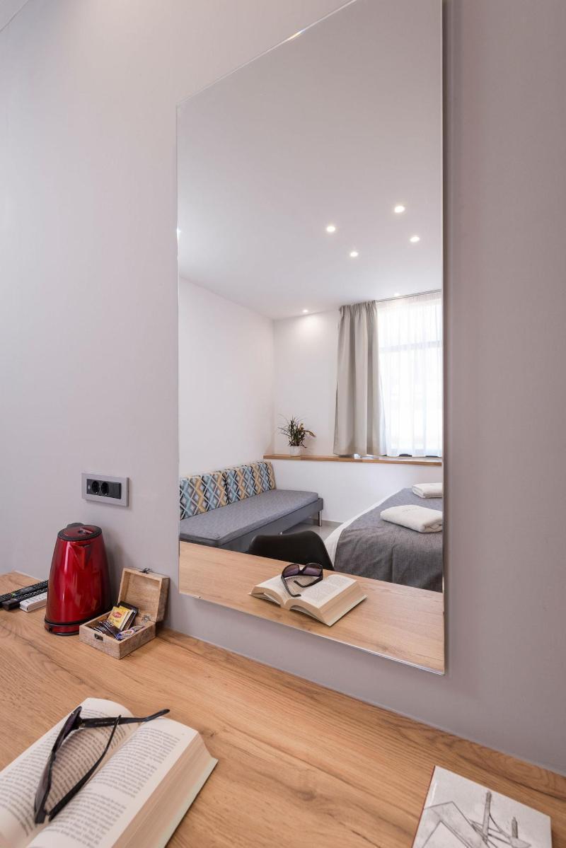 Central City Hotel Hriszí Aktí Haniá Kültér fotó