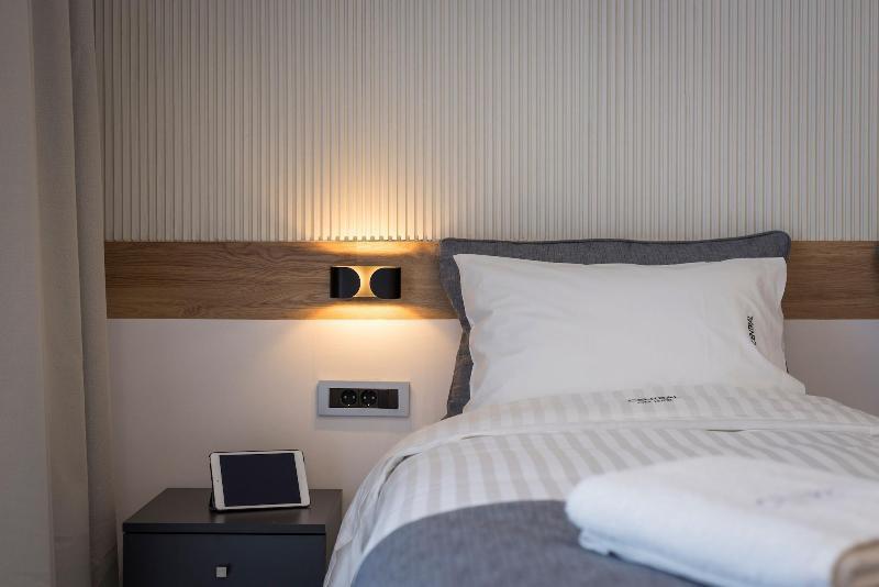 Central City Hotel Hriszí Aktí Haniá Kültér fotó