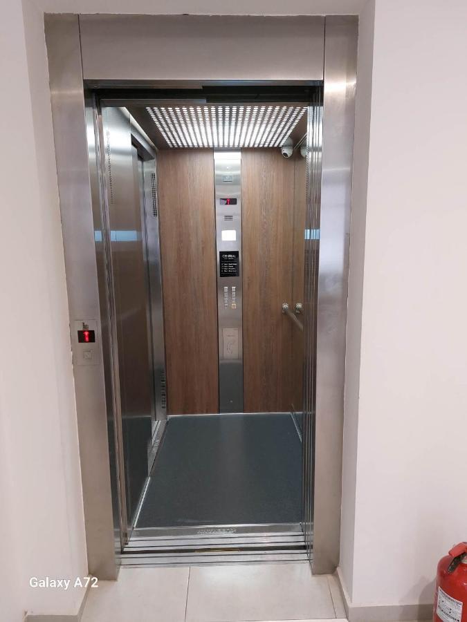 Central City Hotel Hriszí Aktí Haniá Kültér fotó