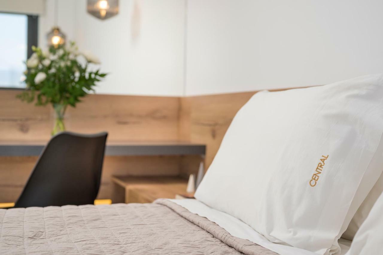 Central City Hotel Hriszí Aktí Haniá Kültér fotó